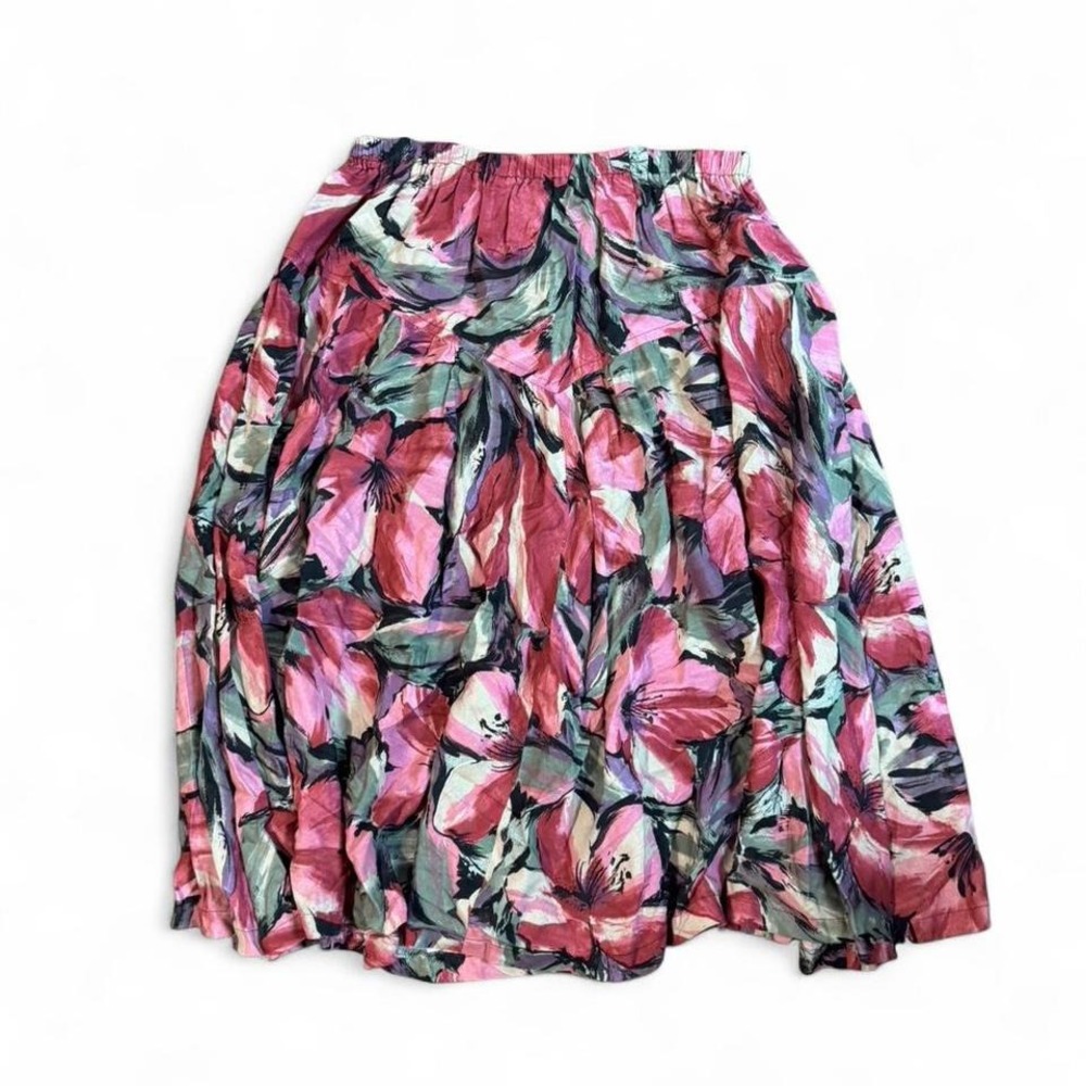 Vintage pink, purple and green floral skirt pink with a gathered waist‎